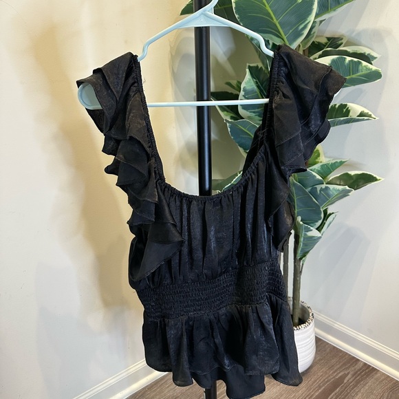 ARULA Black Ruffled Women's Top - Picture 2 of 2